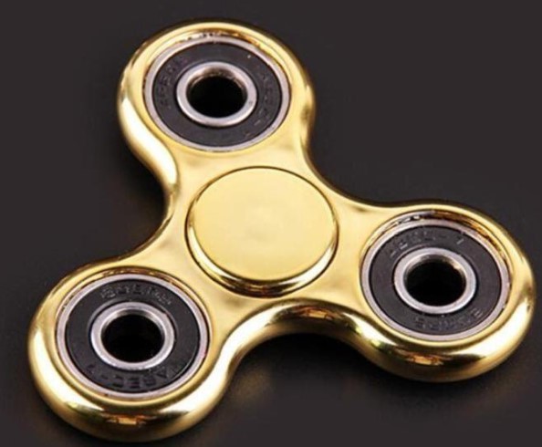 Bon on a pas tester un jeu vidéo aujourd'hui pur vous mais le Hand Spinner !